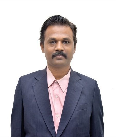 Dr Naresh Tayade